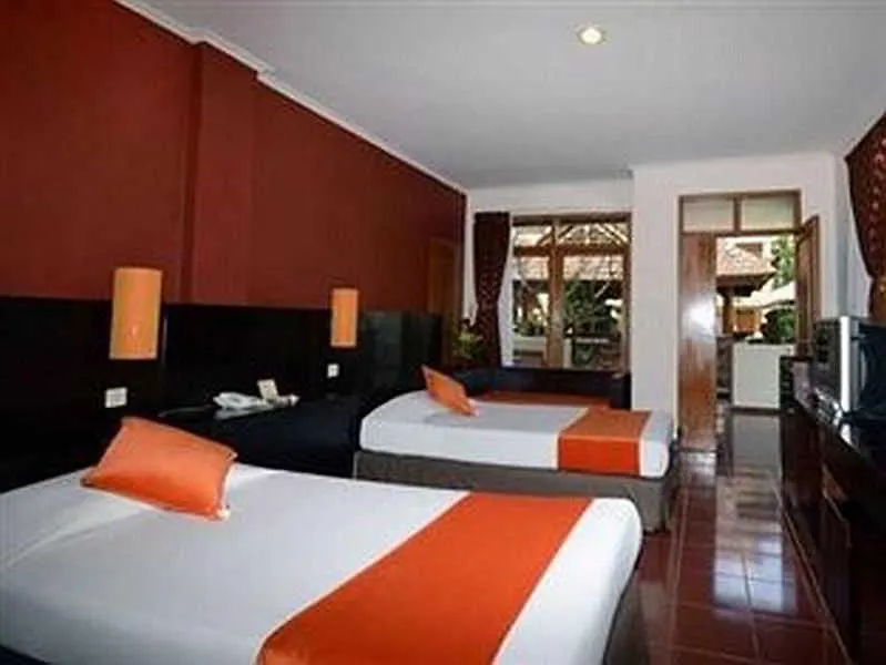 Fourteen Roses Beach Hotel Legian